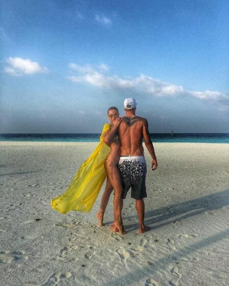 Ольга Бузова с мужем на Мальдивах 15